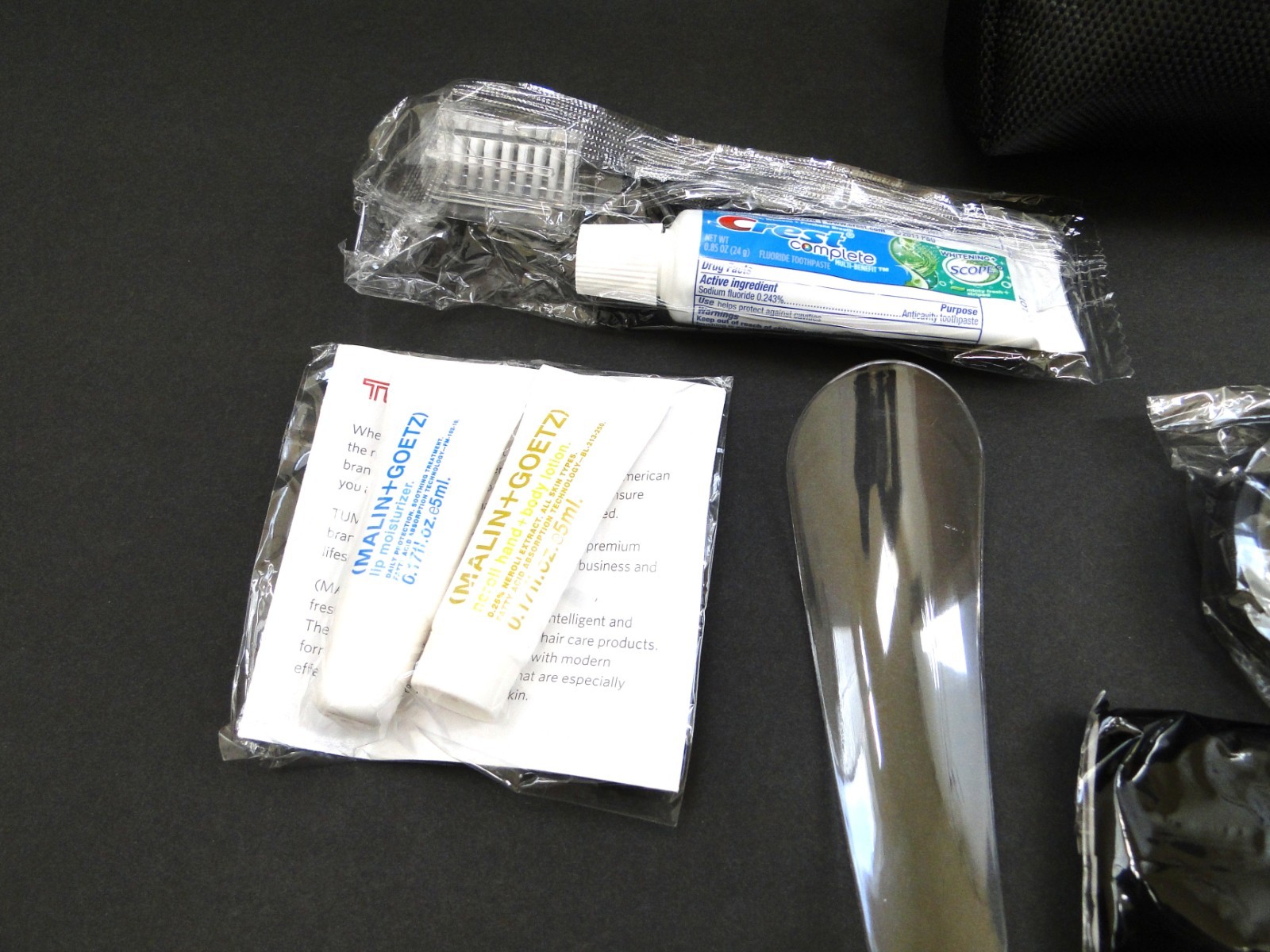 TUMI For Delta Air Lines Black Fabric Toiletry Amenity Travel Kit Bag