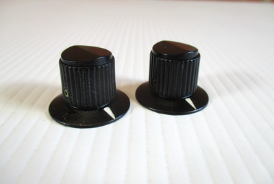 #ad Black Plastic Skirted Knobs Pair 1 1 8quot; Wide $12.50