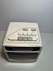 Vintage Soundesign AM/FM Cube Alarm Clock Radio - 3833 WHT - — photo 2