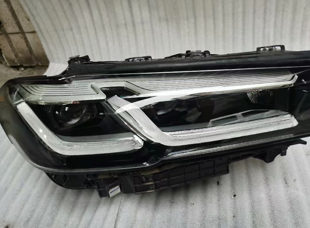 For 2021-2023 EU BMW 5 Series G30LCI Right Side LED Headlight OEM 
