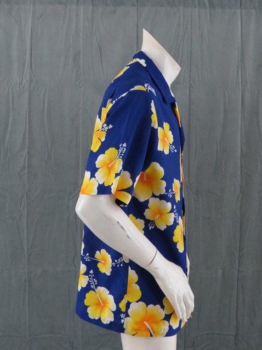 Vintage Hawaiian Shirt - Blue and Yellow Floral Pattern by Hilo Hattie - Mens XL - Picture 8 of 10
