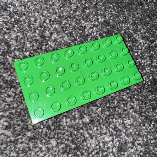 LEGO - DUPLO - GREEN BASE BOARD ( 4 X 8 STUDS )