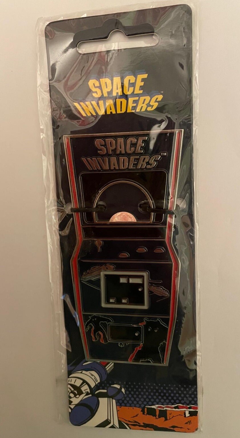 RETRO Official Space Invaders Bottle Opener Game ARCADE New Sealed Numskull