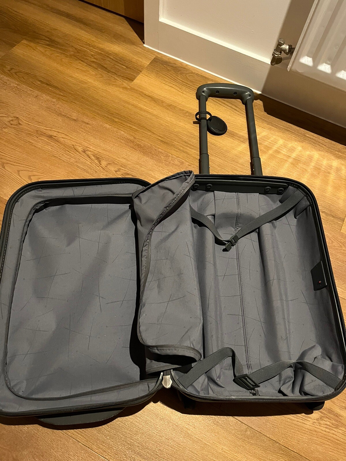 Samsonite cabin luggage (good for EasyJet large cabin) eBay