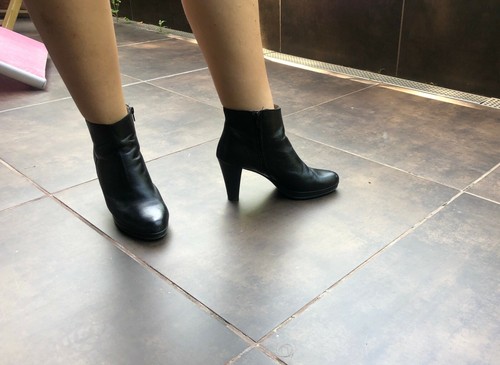 Botines de piel mujer, negros, 40, precio nuevos 79€ |