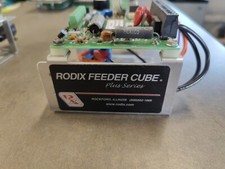 Lot Of 2 Used Rodix Feeder Cube Plus Series FC-45 Plus P/N 121-887