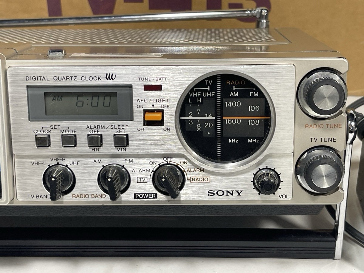 Vintage Sony TV 413 Mini Black & White FM/AM Television + Box
