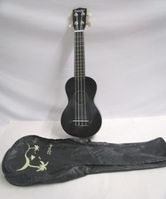 Ukulele silny wiatr czarny z torbą do przenoszenia idealny dla początkujących do nauki muzyki nauczyciel