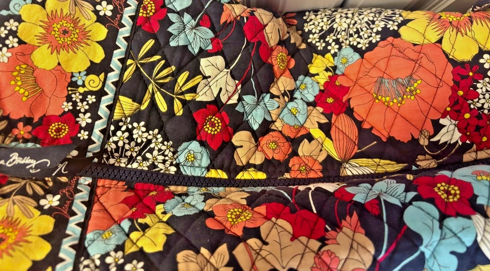 Большая спортивная сумка Vera Bradley модель Happy Snails Weekender снята с производства - Изображение 2 из 4