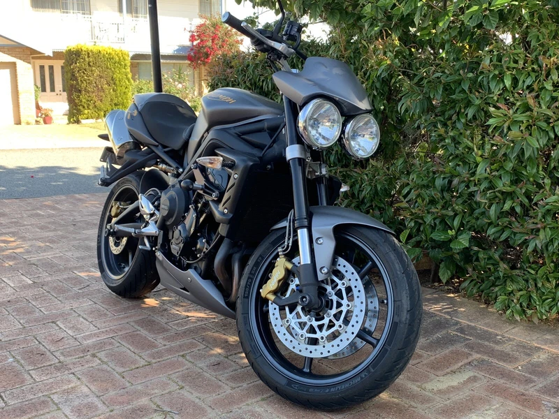 gumtree triumph street triple