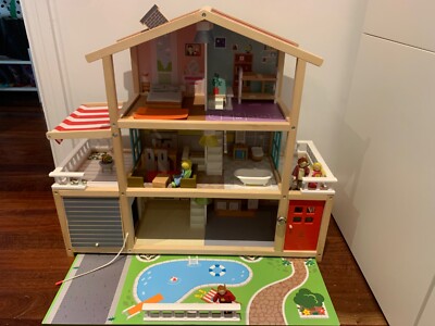 doll family mansion hape