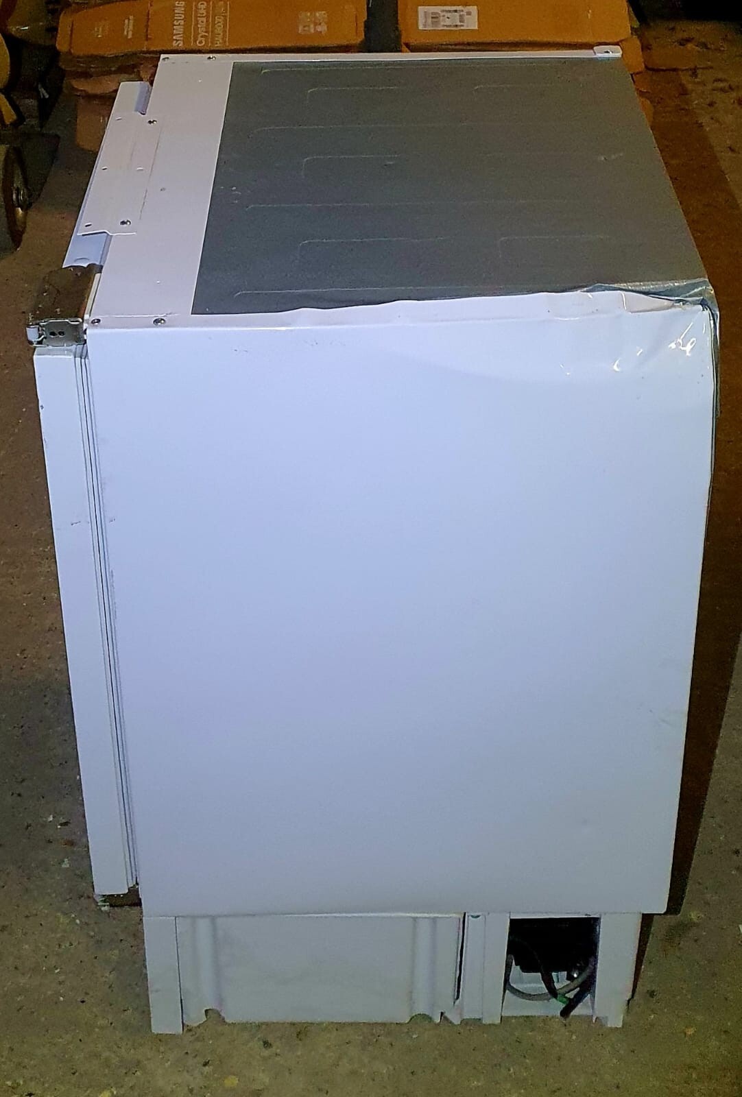 KENWOOD KIF60W18 Integrated Undercounter Freezer Fixed Hinge eBay