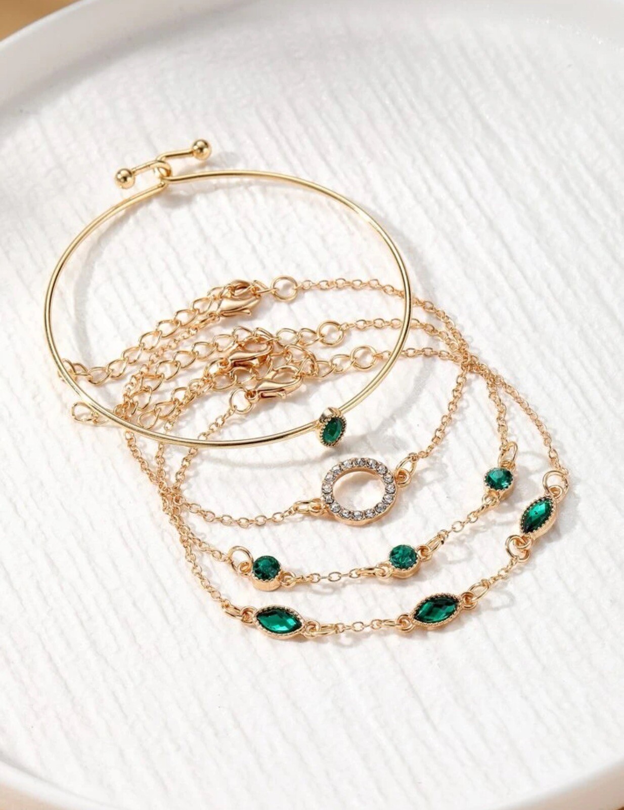 Bracelet femme doré orné de zircon jaune éclatant, parure d'exception de 4 chaînes en pierres vertes