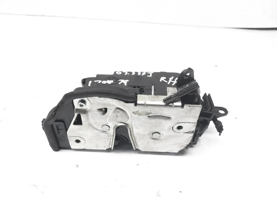 Atuador de trava de porta direita passageiro traseiro 2007-2015 Bmw 335I 51-22-7-202-148 - Imagem 4 de 4