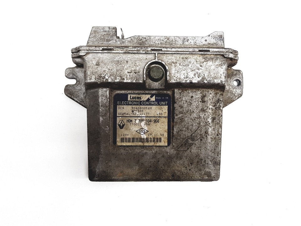 Calculateur ECU 7700104956 / 7700111206 / R04080012H / 80759K Renault
