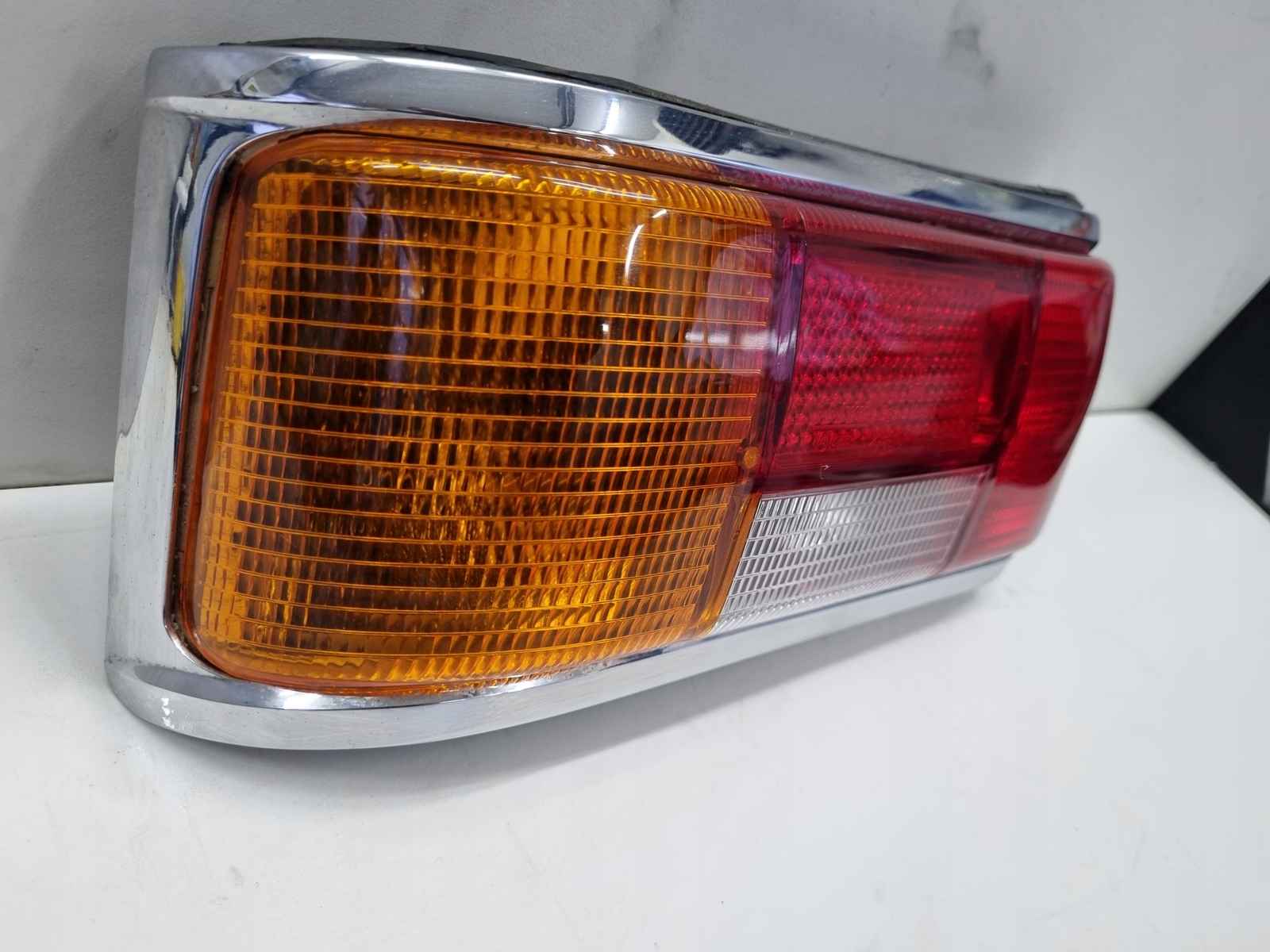 Mercedes-Benz W115 Rückleuchte LED Links A1158201964 Rearlamp | eBay