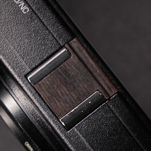 Hot shoe cover Protects hot shoe Handmade in solid wood for Ricoh GR3 - Picture 6 of 27