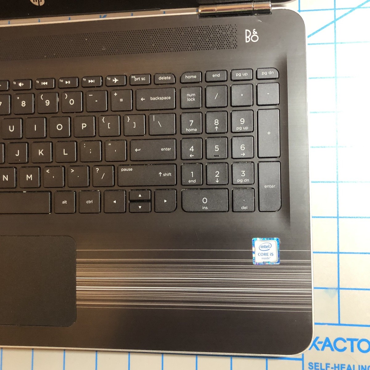 HP Pavilion 15-AU018CA 15.6