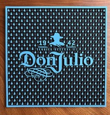 Don Julio 1942 Tequila Rubber Service Wait Station Square Derrame Bar Mat **NUEVO**