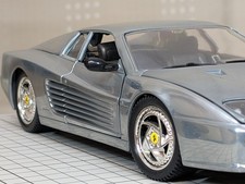 Hot Wheels Ferrari F512M Testarossa 1/18 Diecast Chrome Silver Millennium