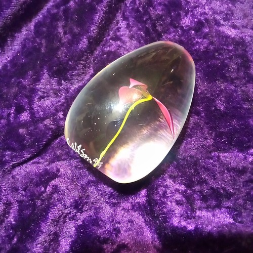 David Wilson Signed 6 cm Crystal Egg Flower Pink Delicate Stem Paperweight 1999 - Picture 8 of 14