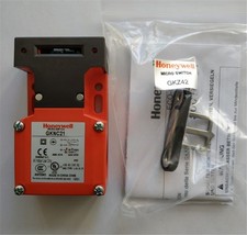 1 SET New Honeywell GKNC21 Safety Interlock Switch with Key GKNC21 GKZ42