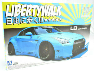 Aoshima 1/24 Nissan R35 GTR LibertyWalk LB Works 05402
