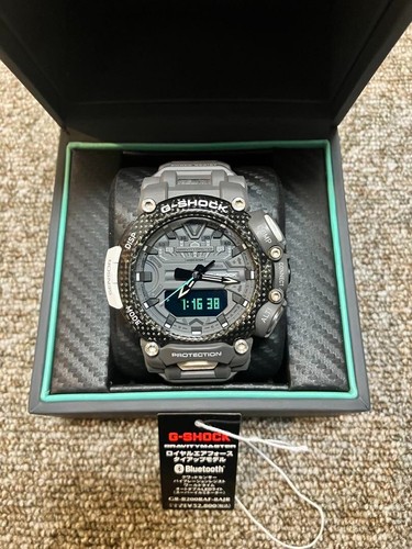G-SHOCK GR-B200RAF-8AJR Gravity Master Royal Air Force Mens analog digital quart - 第 2/9 張圖片