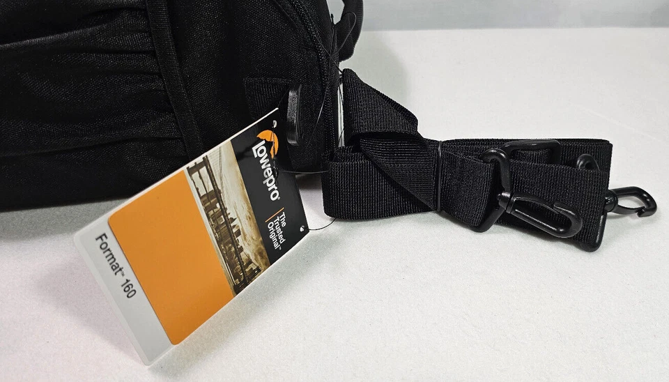 Lowepro Format 160 Black Camera Bag New - Image 4 of 4