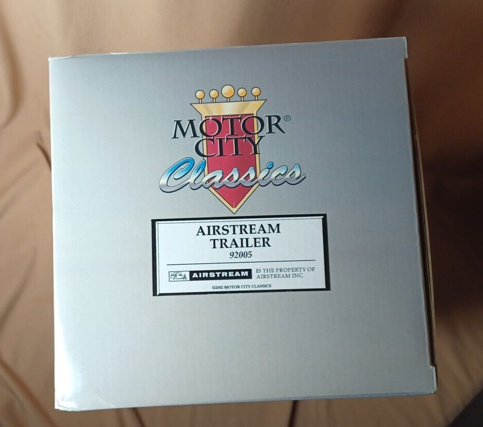 MOTOR CITY CLASSICS AIRSTREAM TRAILER 1:18 DIE-CAST certificate