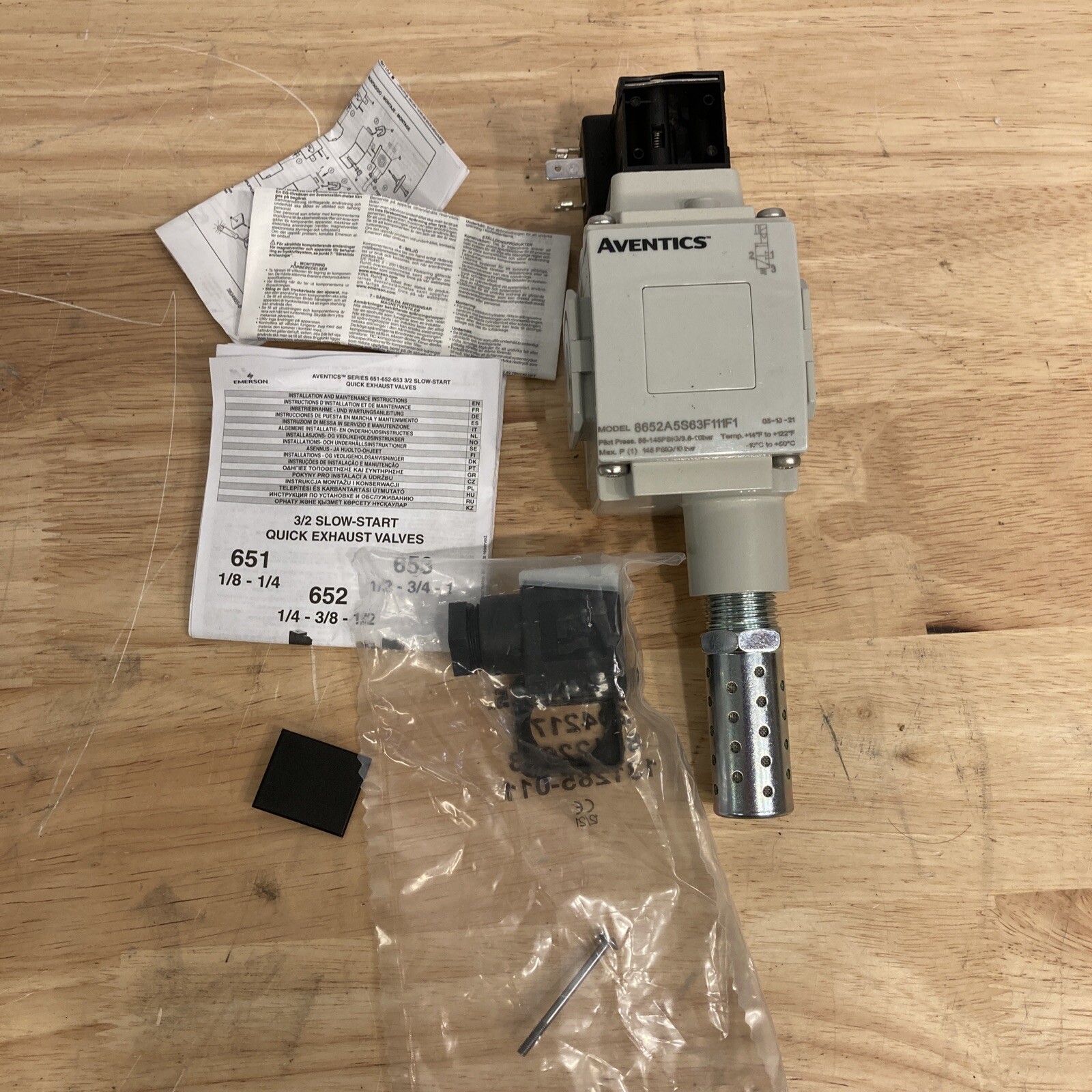 Aventics 8652A5S63F111F1 3/2 Slow Start Quick Exhaust Valve eBay