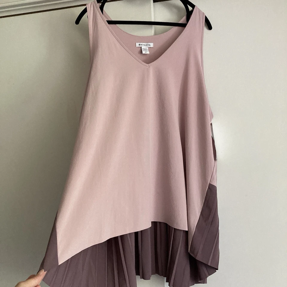Conjunto de camiseta y camiseta plisada Athleta de 2 piezas en malva ahumada, nuevo con etiquetas 2X Foto 4 de 4