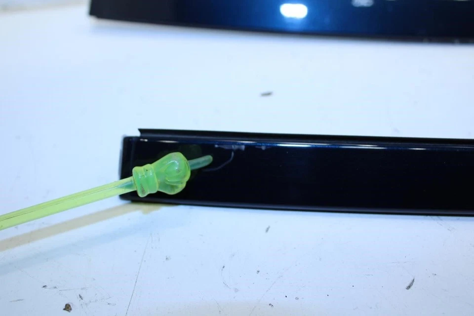 15-16 BMW 435i Gran Coupe xDrive Roof Rail Trim Molding Pair 51-13-7-372-799 OEM - Image 4 of 4