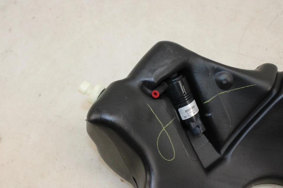 1997-2004 Chevrolet Corvette Windshield Washer Reservoir OEM MP14 - Image 2 of 4