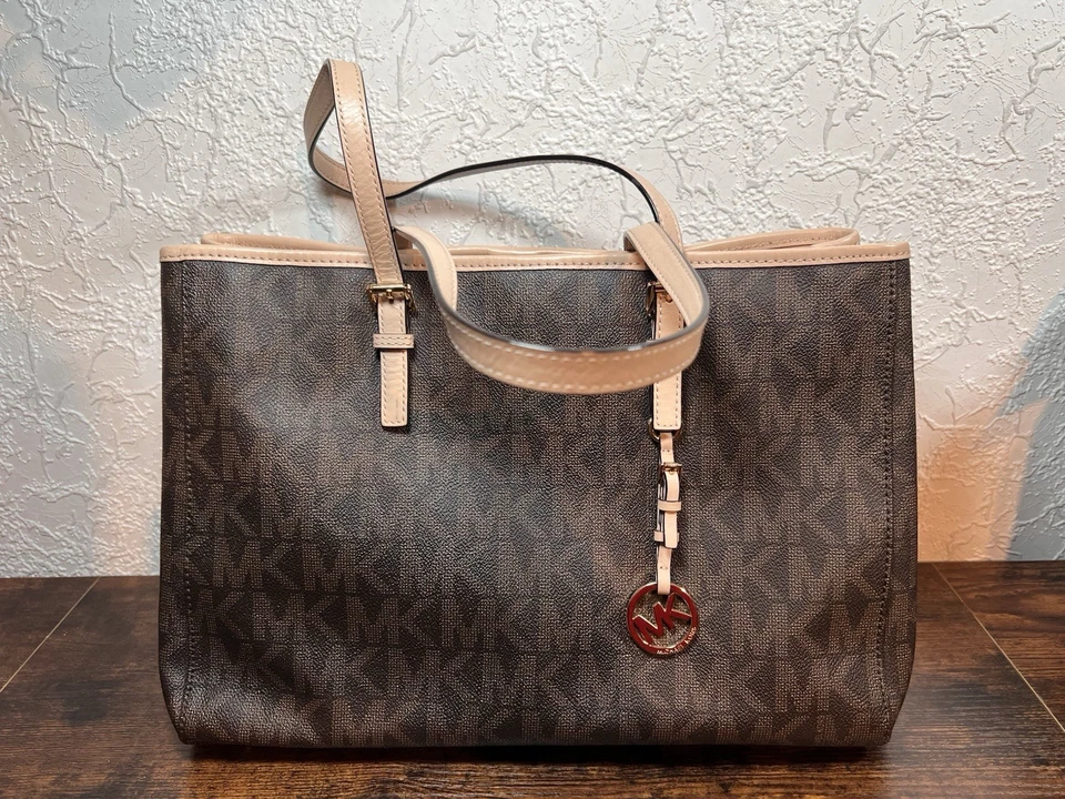 Michael Kors Jet Set Travel Damentasche - Braun (35S0GTVT1V) original, Foto 1 von 5