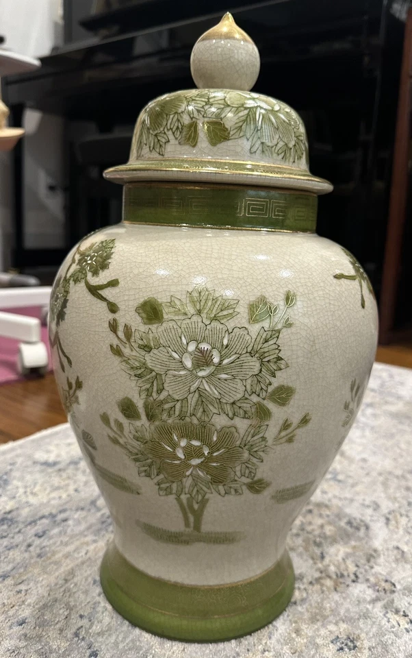 Vintage Japanese Satsuma Peacock Gold Gilded Ginger Jar / Vase, 16” Height - Image 4 of 4