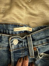 Levi's Premium Wedgie Jeans Women's 25 High Rise Blue Denim Button Fly