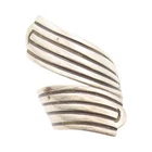 925 Sterling Silver Vintage Ring MEXICO Designer Grooved Bypass  Sz 7  RG33170