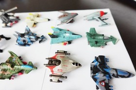 Lot of 25 different Vintage Micro Machines Galaxy Voyagers, loose