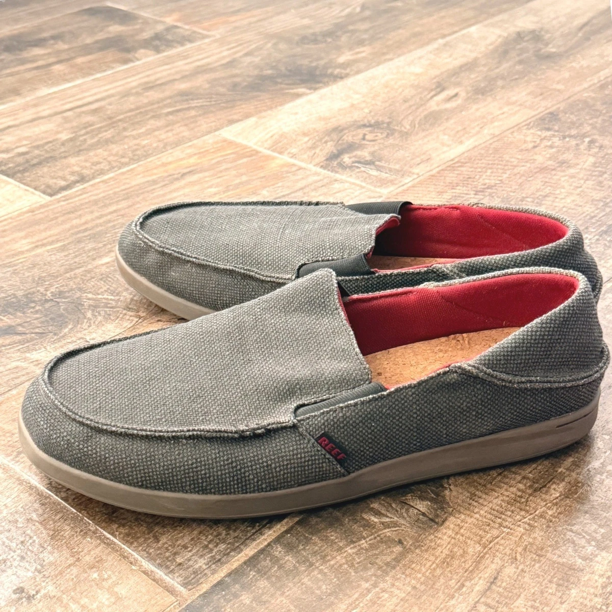 Reef Loafers and Slip Ons Men display picture 1