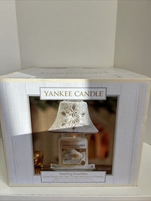 Yankee Candle Twinkling Snowflake großer Schirm & Tablett Set Weihnachtsdeko