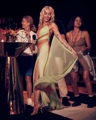 Miley Cyrus PHOTO 4x6 8x10 (select size) #011