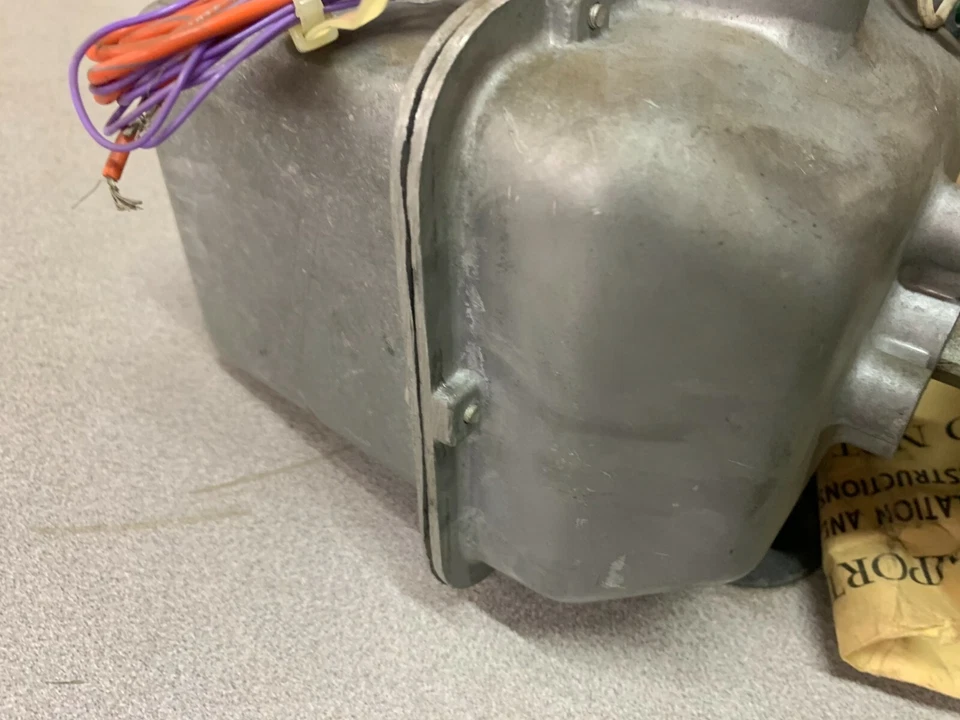 НОВЫЙ БЕЗ КОРОБКИ ПЕРЕКЛЮЧАТЕЛЬ ТЕМПЕРАТУРЫ JAMESBURY 201-5060-01 - Изображение 3 из 4