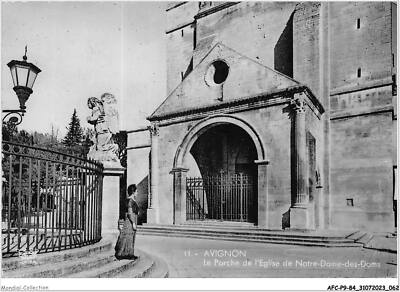 AFCP9-84-0963 - AVIGNON - le porche de l'église de notre-dame-des-doms
