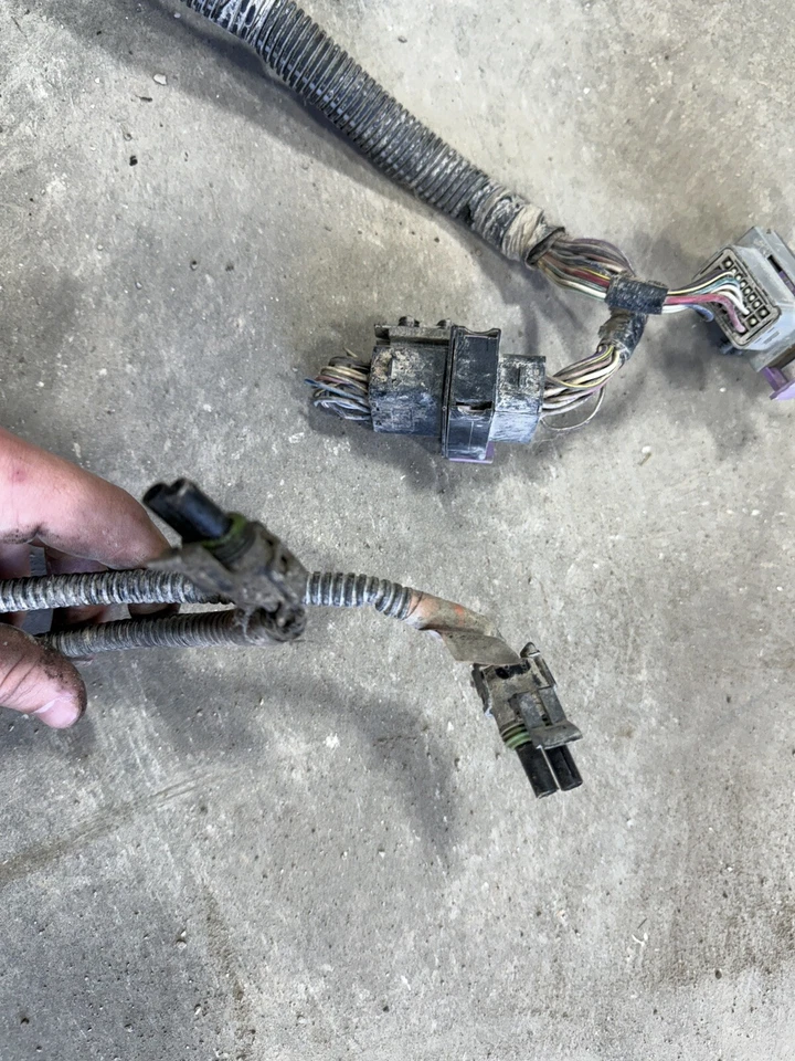 Arnés de transmisión manual de 6 velocidades 56051725AA para Dodge Ram 3500 2500 2004 2005 Foto 3 de 4