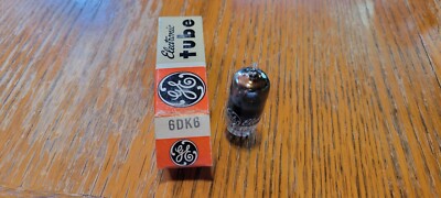 Puffin & Company Quilt Heart Needle Nanny Magnetic Needle Puffin & Company Quilt Heart Needle Nanny Magnetic Needle
