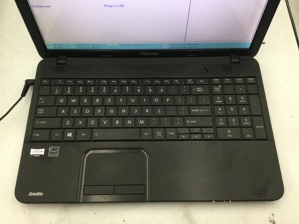 TOSHIBA SATELLITE C855D - BOTAS PARA BIOS - AMD E300 - 4GB RAM - LEER DESCRIPCIÓN - BB Foto 3 de 4