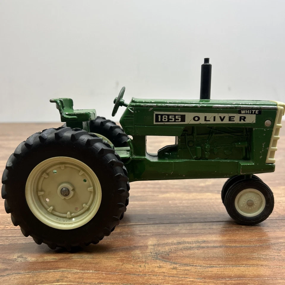 *RARO* Tractor de colección 1/16 Ertl Oliver 1855 blanco fundido a presión modelo de granja país Foto 4 de 4