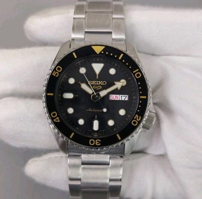 Seiko 5 SRPD57K1 Sports Automatic Black Dial 42.5mm New Full Set Men's Watch
