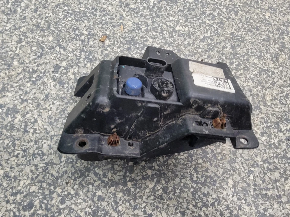 OEM 2019-2024 RAM 3500 OEM RH FRONT RIGHT LED FOG LIGHT ASSEMBLY - Image 3 of 4